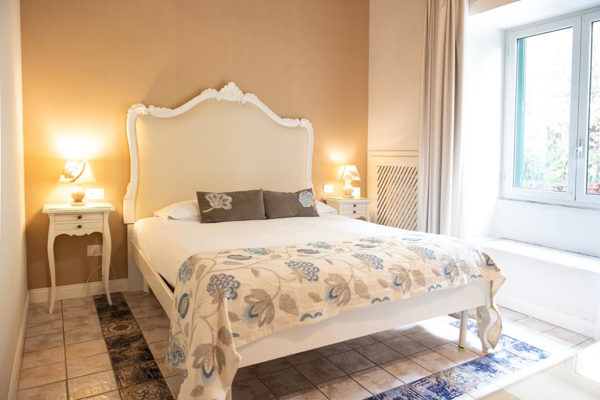 Certosa Suite Νάπολη Εξωτερικό φωτογραφία